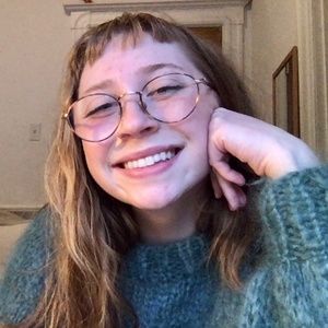 Meet your Posher, Chloe